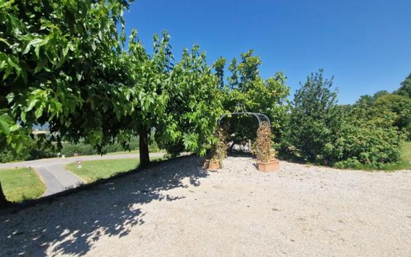 Appartement à vendre    4 pièces • 100,40 m2 Saint-Sylvestre