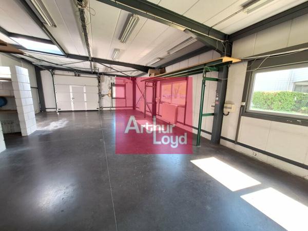 CLERMONT-FERRAND - LA PARDIEU - Bâtiment Indépendant BUREAUX A LOUER 448m²