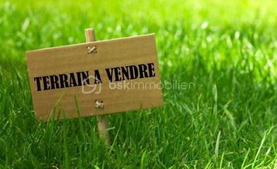 Terrain commercial de 3 000 m²