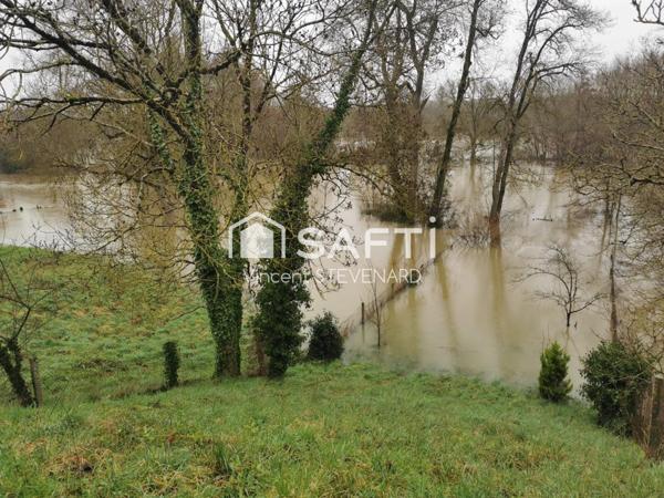 Maison avec vue et accès à la Charente