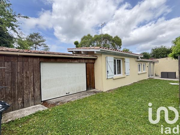 Maison 6 pièces de 126 m² à Arès (33740)