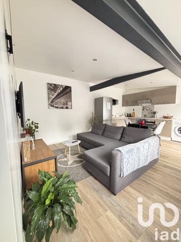 Maison 6 pièces de 126 m² à Arès (33740)