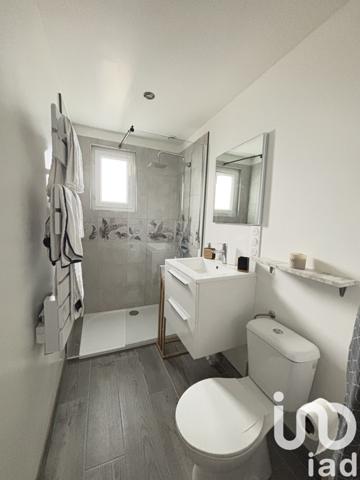 Maison 6 pièces de 126 m² à Arès (33740)