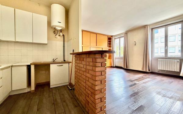 Appartement à vendre    2 pièces • 38,20 m2 Paris 12