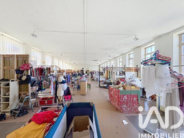 Immeuble à vendre 2 600 m² Millau