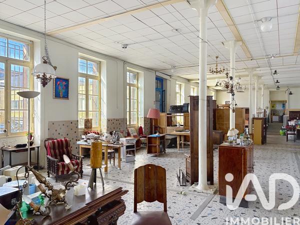 Immeuble à vendre 2 600 m² Millau