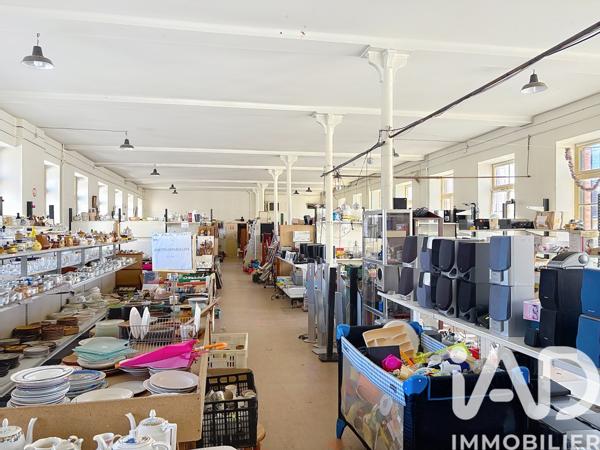 Immeuble à vendre 2 600 m² Millau