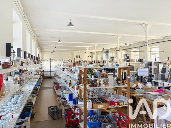 Immeuble à vendre 2 600 m² Millau