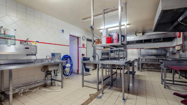 Dpt Pyrénées Atlantiques (64), à vendre proche de NAY Restaurant du midi