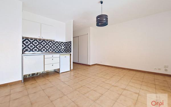 Appartement à vendre    1 pièce • 28 m2 Ajaccio