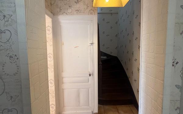 Maison à vendre    3 pièces • 78 m2 Jouhet
