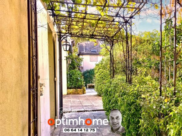 Maison Bourgeoise avec grand Jardin et Piscine - Nîmes Saint Césaire