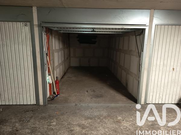 Parking à vendre 12 m² Montreuil