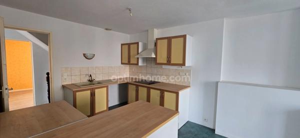 Immeuble à vendre TARBES (65)Immeuble de Rapport Libre – 6 Appartements + Combles Aménageables – Tarbes Centre Rare sur le secteur !
