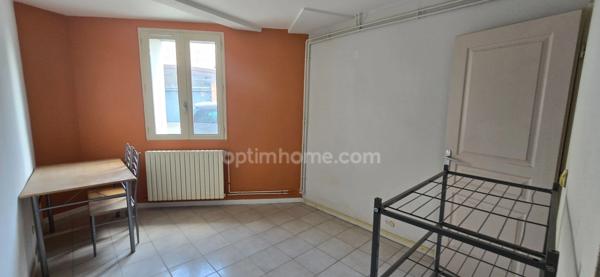Immeuble à vendre TARBES (65)Immeuble de Rapport Libre – 6 Appartements + Combles Aménageables – Tarbes Centre Rare sur le secteur !