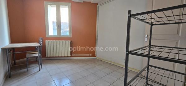 Immeuble à vendre TARBES (65)Immeuble de Rapport Libre – 6 Appartements + Combles Aménageables – Tarbes Centre Rare sur le secteur !