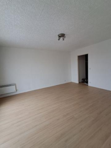 Appartement 1 pièce - SAINT-GRATIEN- 32,42 m²