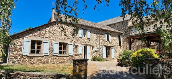 Location
                Maison99,46 m² - 4 Pièces -
                    AURIAC LAGAST (12120)