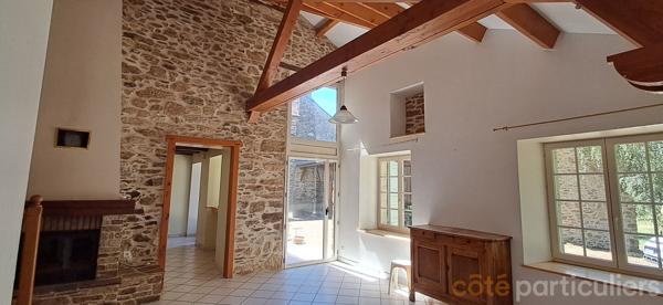 Location
                Maison99,46 m² - 4 Pièces -
                    AURIAC LAGAST (12120)