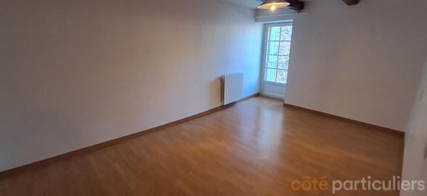 Location
                Maison99,46 m² - 4 Pièces -
                    AURIAC LAGAST (12120)