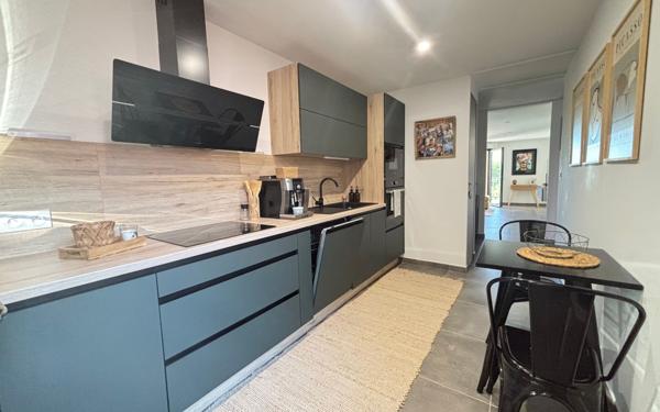 Appartement à vendre    3 pièces • 72,74 m2 Narbonne