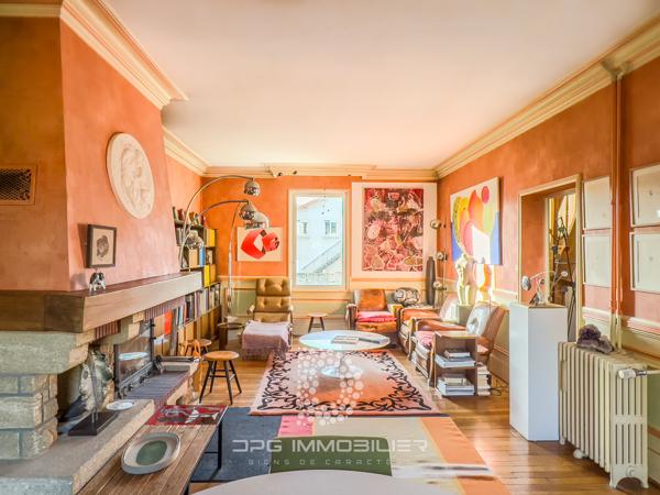 Cluny (71250) Maison des années 30 avec grand jardin de 4.100 m²