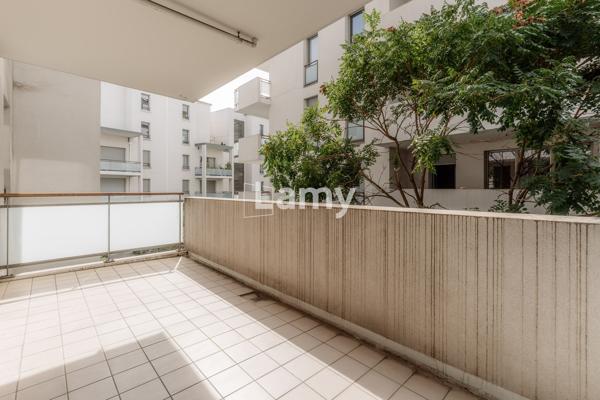 Parking + appartement