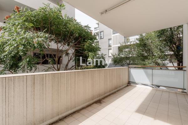 Parking + appartement