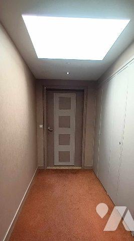 Dernier étage, appartement T3 avec terrasse de 23m²