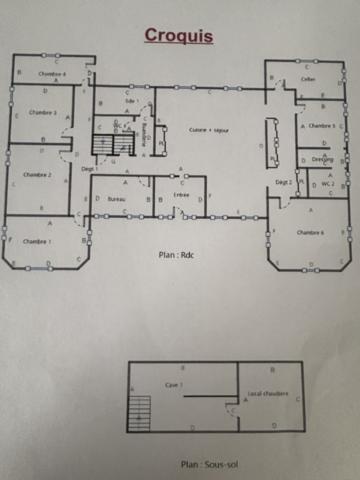Côte d'Or : Bâtisse bourguignonne de 450m² dont 260 m² rénové (plain pied) , annexes, garages sur 4000m² Sainte-Colombe-sur-Seine (21400)