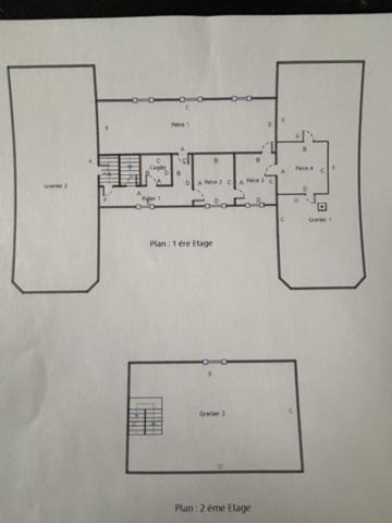 Côte d'Or : Bâtisse bourguignonne de 450m² dont 260 m² rénové (plain pied) , annexes, garages sur 4000m² Sainte-Colombe-sur-Seine (21400)