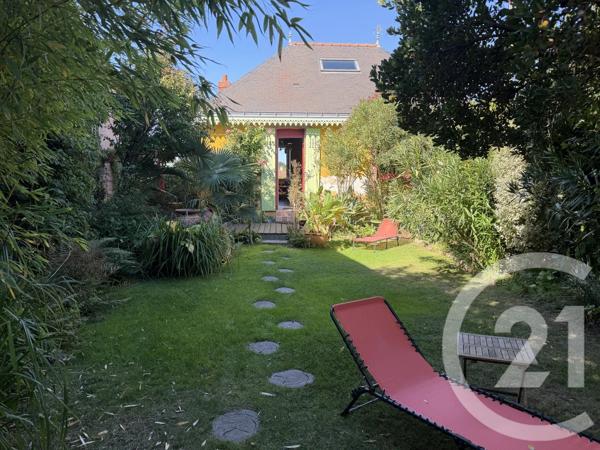 Maison à vendre  4 pièces - 103,20 m 2   PORNIC  - 44