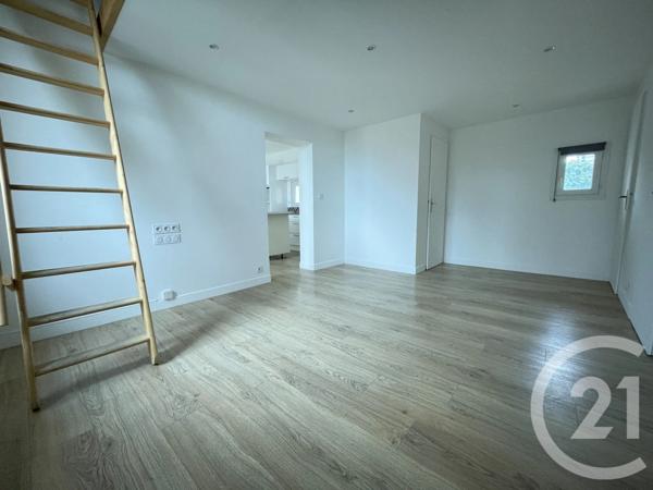 Maison à vendre  5 pièces - 106,19 m 2   MARSEILLE  - 13015