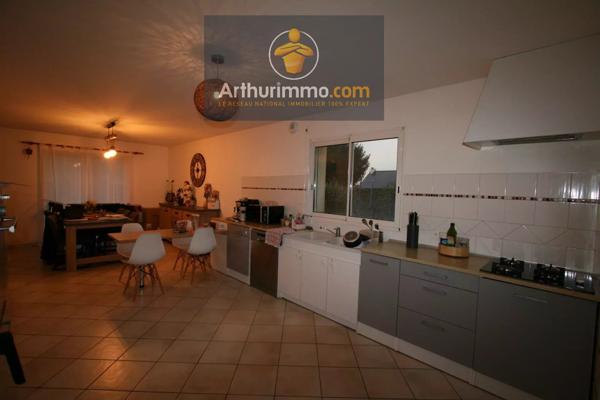 Location Maison 5 pièces 113 m2 à Forges-de-Lanouée