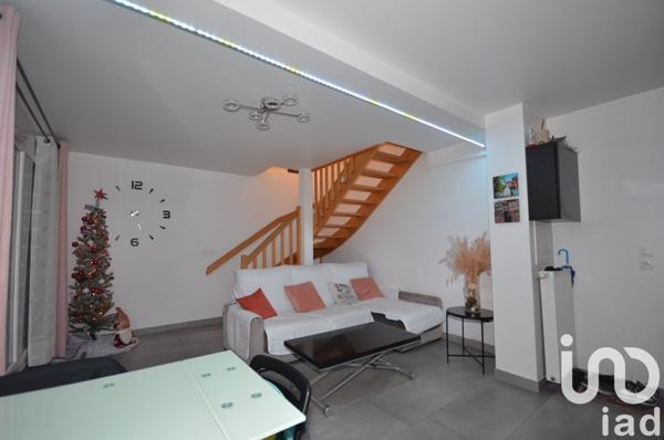 Appartement 3 pièces de 59 m² à Corbeil-Essonnes (91100)