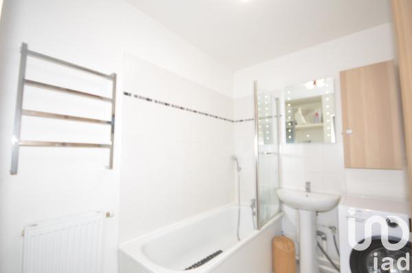 Appartement 3 pièces de 59 m² à Corbeil-Essonnes (91100)