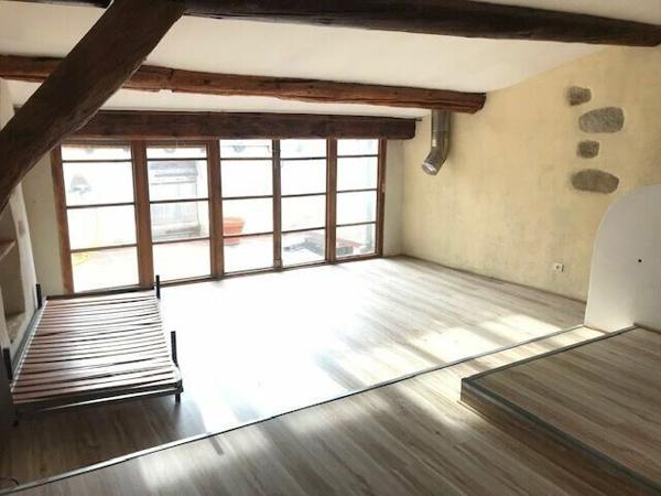 Immeuble à vendre    2 pièces •  Châteaurenard