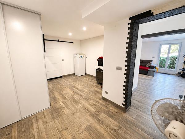 A VENDRE - CONTES LA VERNEA - VILLA DE 132 M² 5 PIECES - TERRAIN 500 M² - GARAGE - PARKING