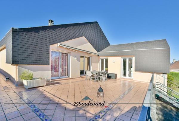 Maison 6 pièces - 213 m² Exclusivité efficity