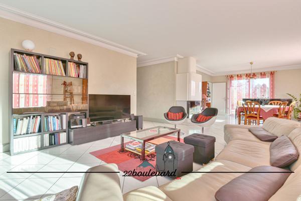 Maison 6 pièces - 213 m² Exclusivité efficity