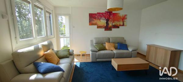 Location appartement 3 pièces 77 m² Saint-Priest