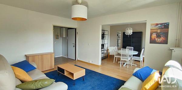 Location appartement 3 pièces 77 m² Saint-Priest