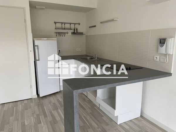 Location Appartement 3 pièces 67.44 m² - 43/45 RUE DE DOUAI Lille 59000