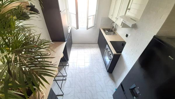 Dpt 13, à MARTIGUES Jonquières appartement T3 balcon