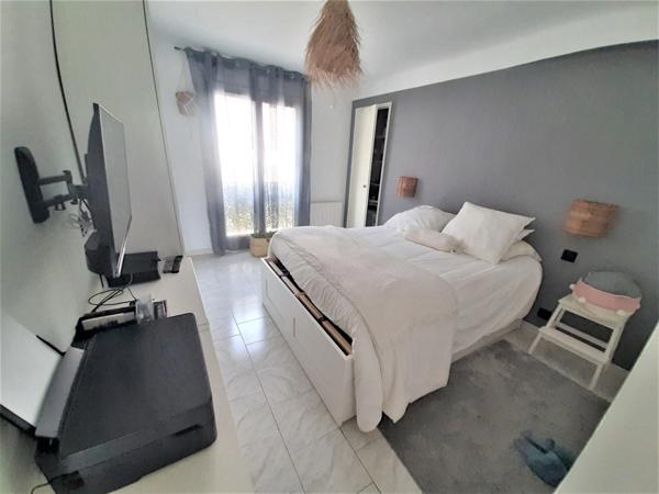 Dpt 13, à MARTIGUES Jonquières appartement T3 balcon