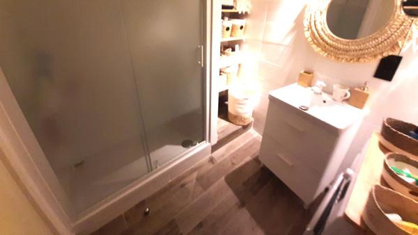 Dpt 13, à MARTIGUES Jonquières appartement T3 balcon