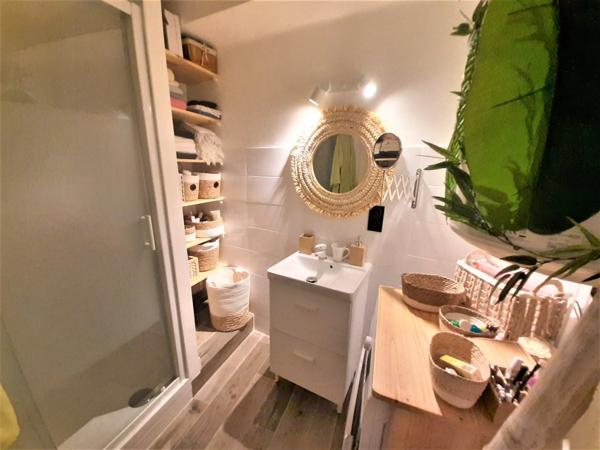 Dpt 13, à MARTIGUES Jonquières appartement T3 balcon