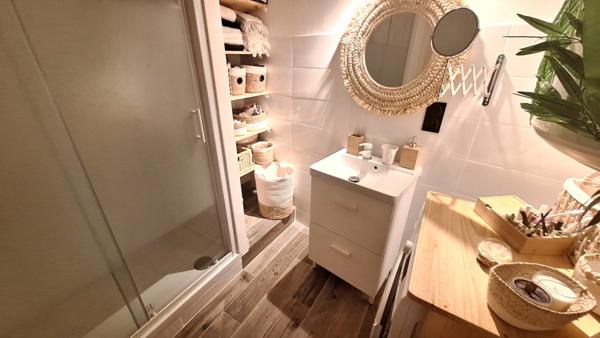 Dpt 13, à MARTIGUES Jonquières appartement T3 balcon