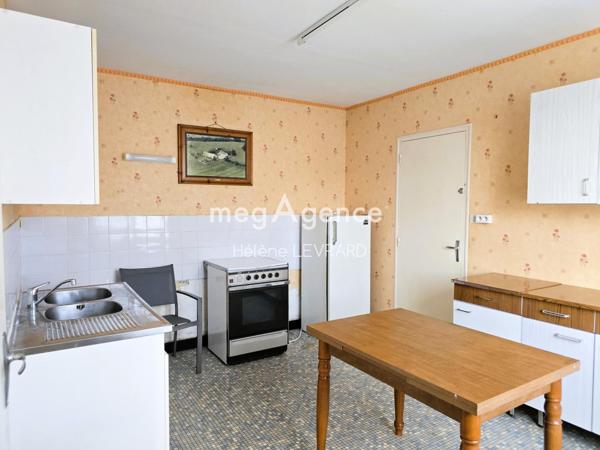 Maison à EVRON, 53600 - 4 pièces 82m²