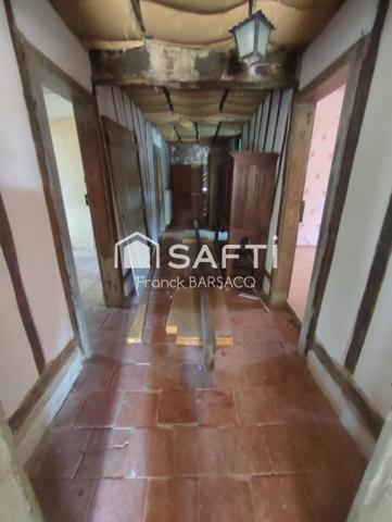 MAISON EN PIERRE A RENOVER AVEC JARIDN